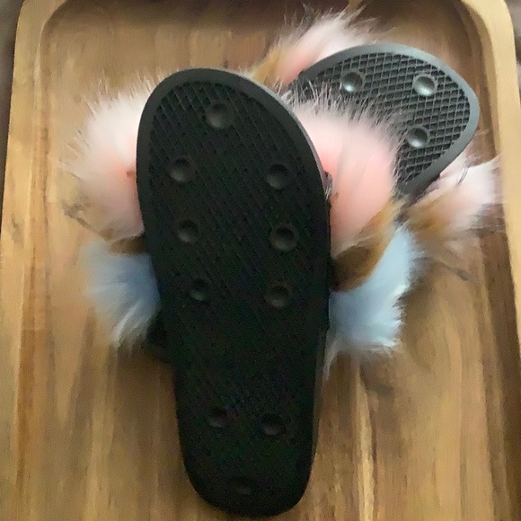 💥sale💥Fashion faux fur slides - Picture 2 of 2